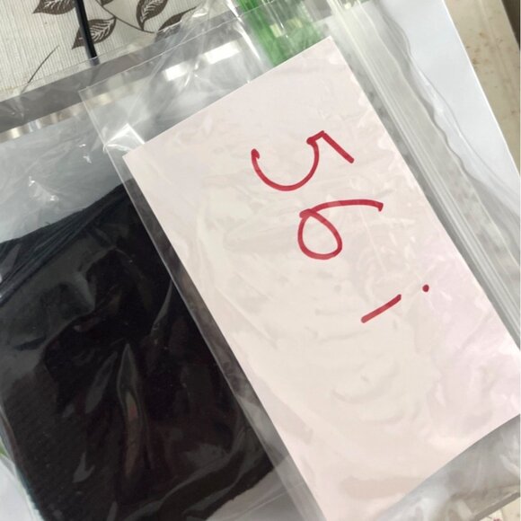 Black Crew Socks With Red Bus Design Embroidery 56i - Picture 5 of 5